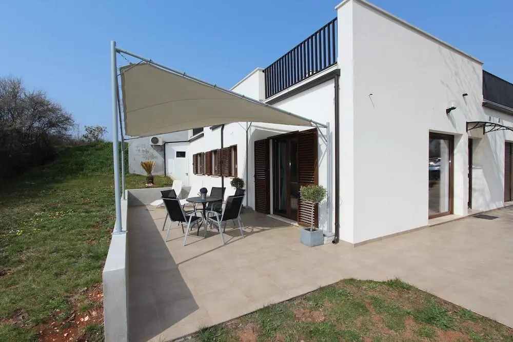 Apartments Vestar
