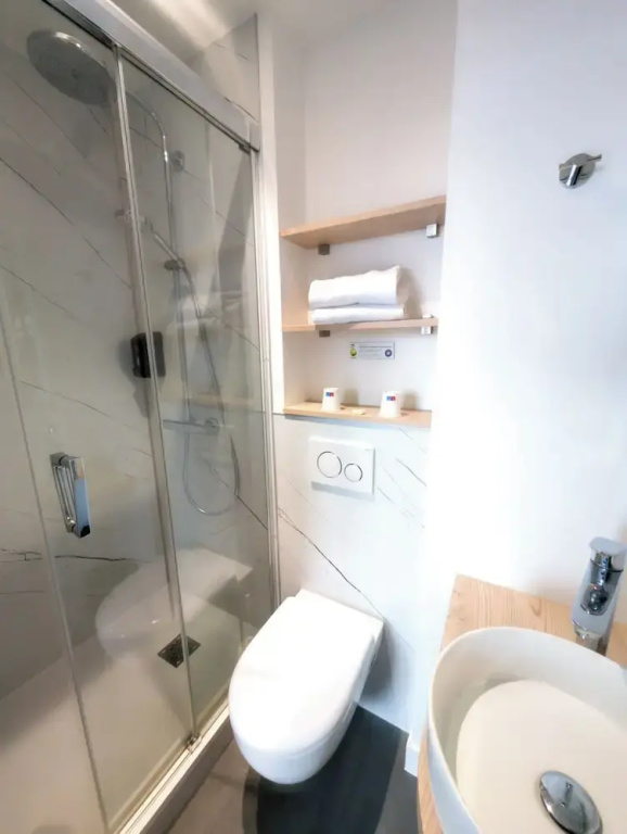 Comfort Double room with harbour view (full double bed)