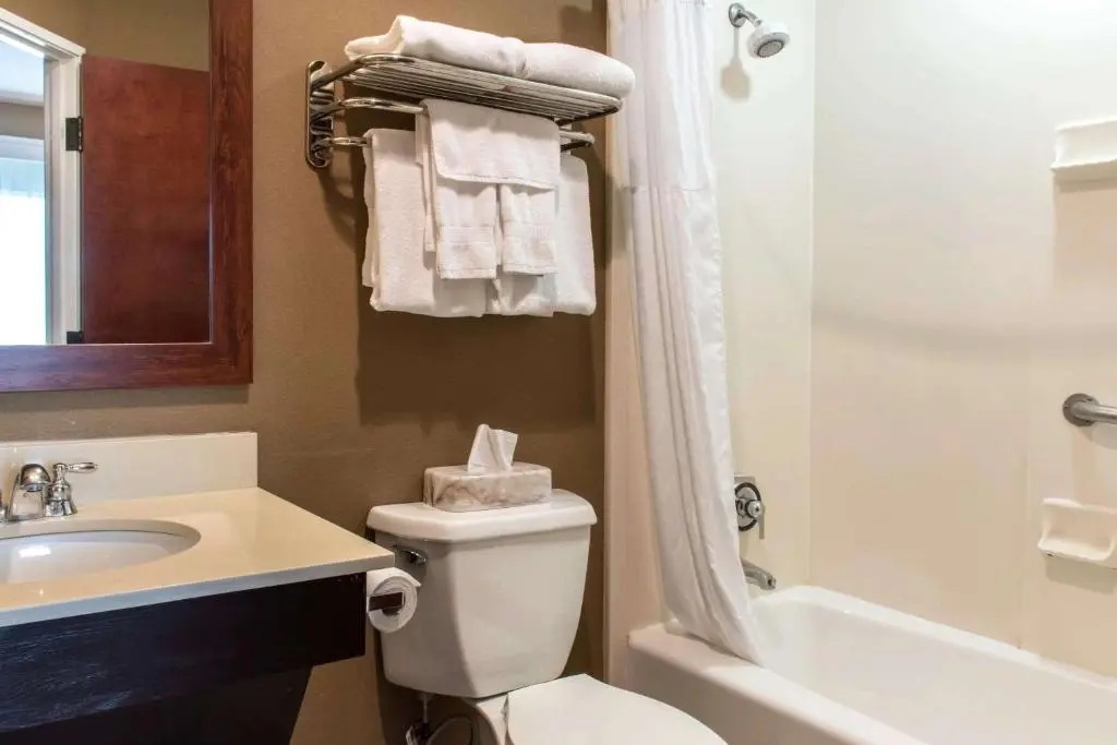Standard Double Suite (full double bed)