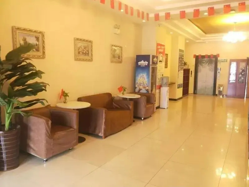 Lobby & Reception
