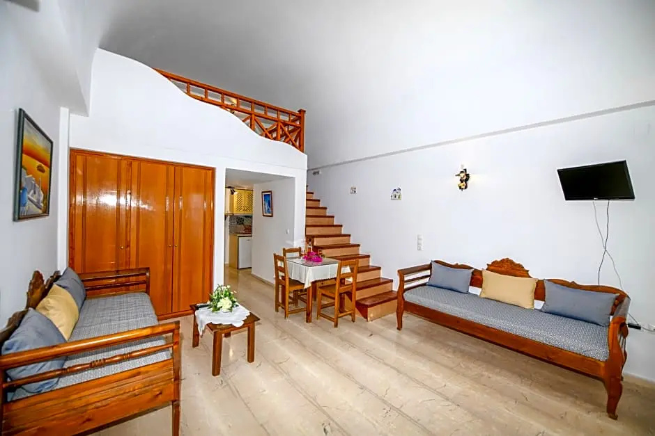Superior Double room (full double bed)