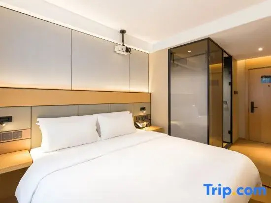 Deluxe Double room (full double bed)