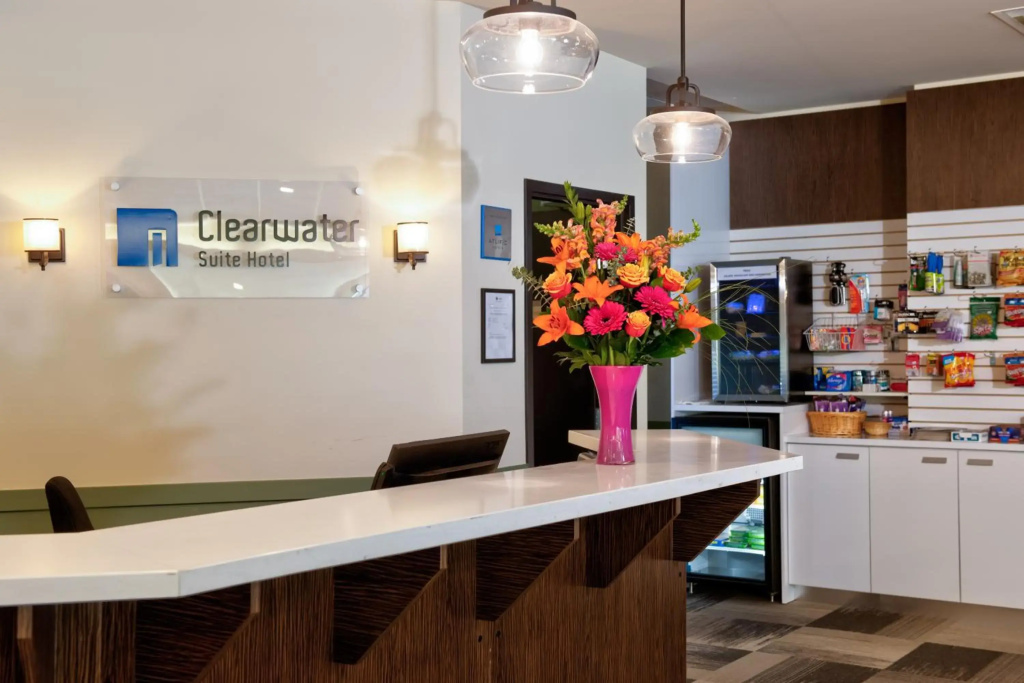 Clearwater Suite Hotel - фото 11