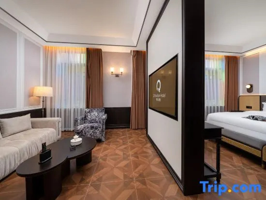 Premier Suite