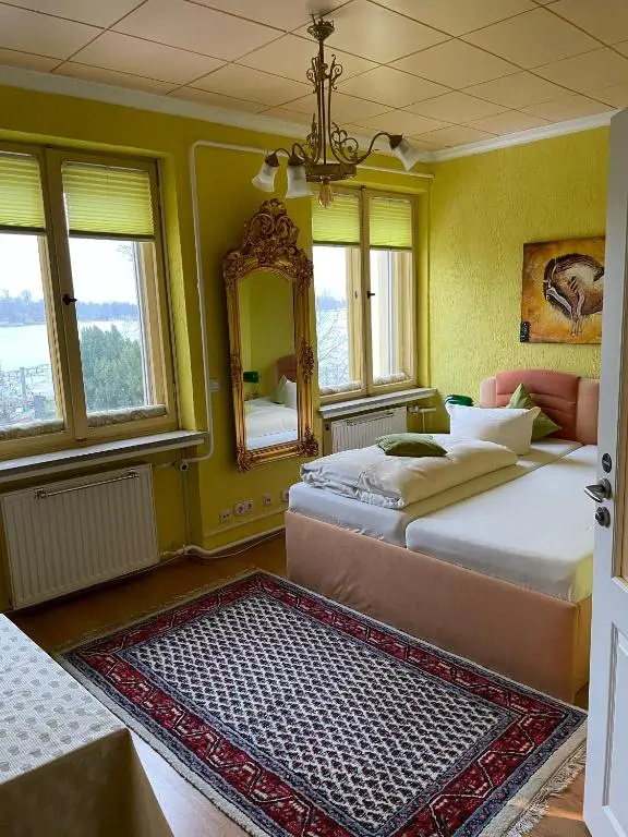 Pension Am Tiefen See - Chambres