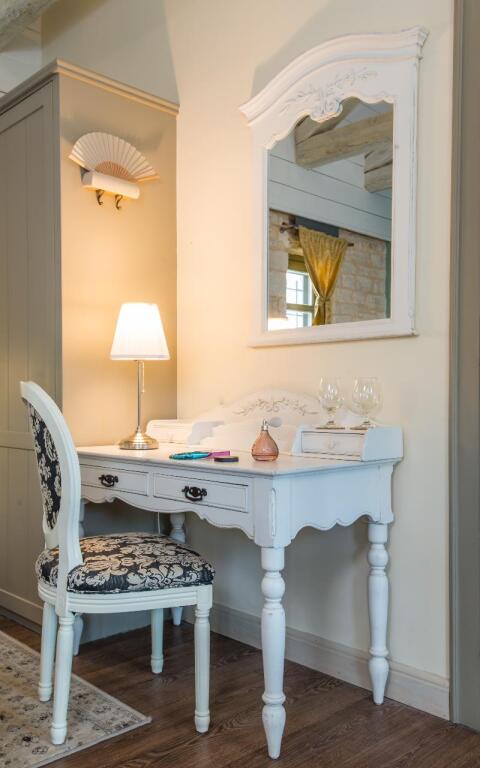 Pirrion Wellness Hotel picture