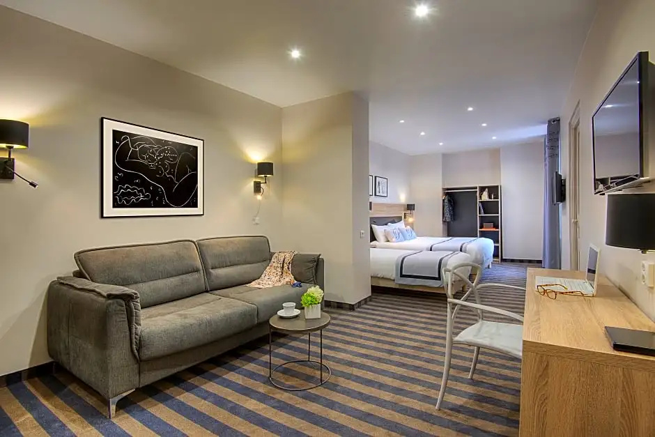 Standard Quadruple room