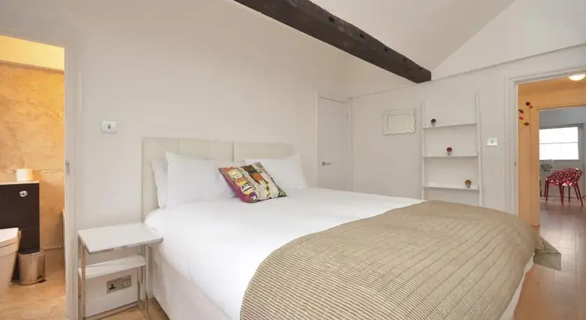 Uber London Leicester Square Apartments