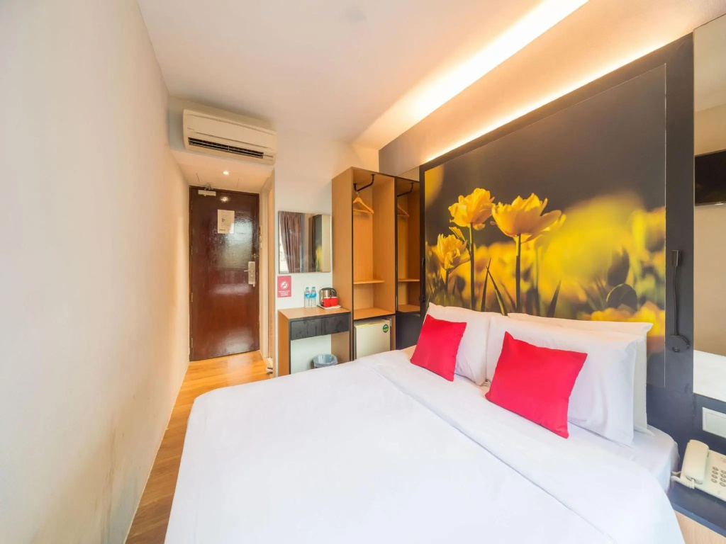 Standard Double room (full double bed)