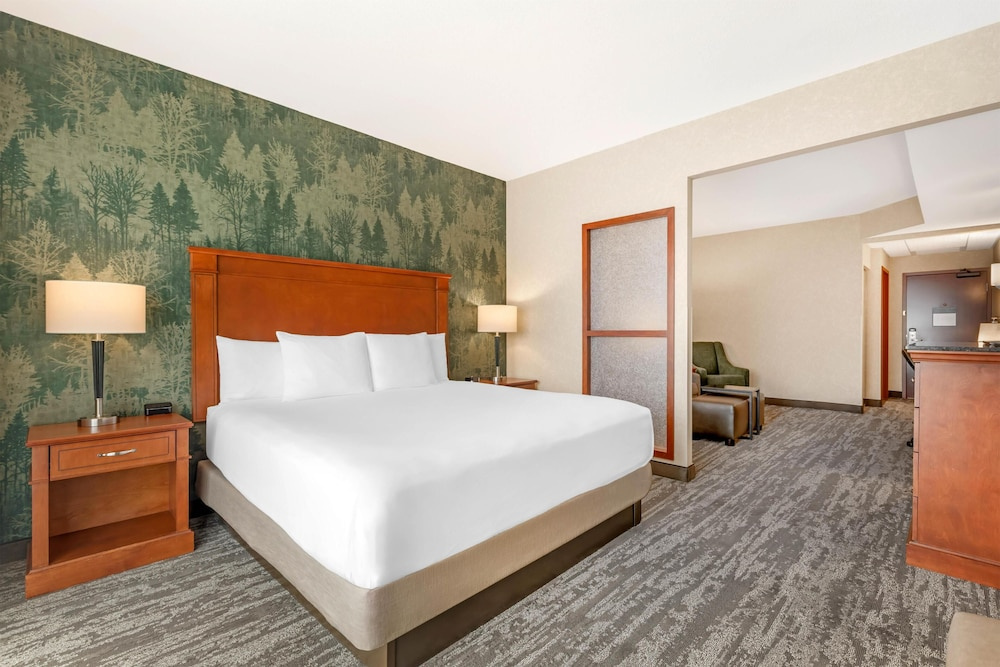 Drury Plaza Hotel Colorado Springs Near the Air Force Academy - Chambres
