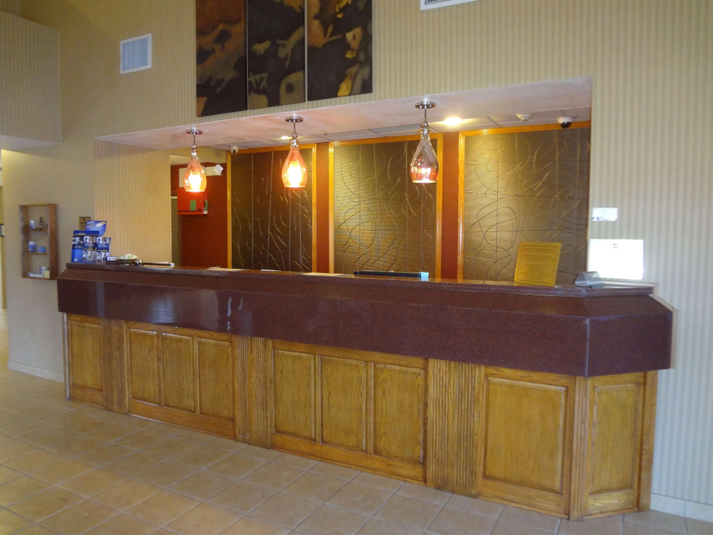 Best Western Plus Woodland Hills