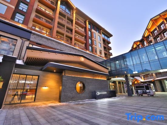 Hyakumangoku Onsen Hotel in Jilin