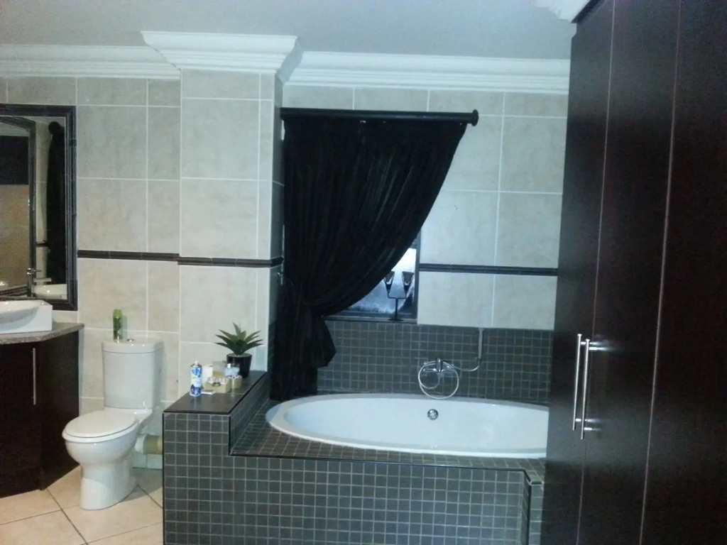 Casa Flora Guesthouse - фото 8