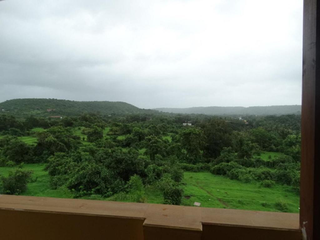 Grand Vatika Resort