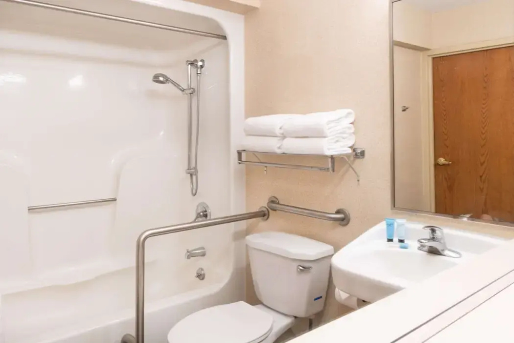 Aviator Hotel & Suites, Best Western Signature Collection - Général