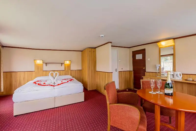 Fortuna Boat Hotel - Chambres
