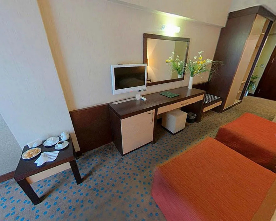 Mom Hotel — фото 5