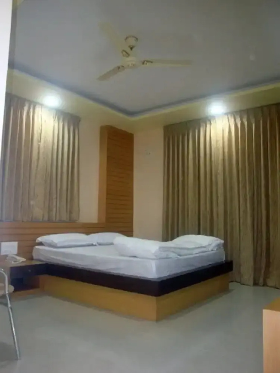 Hotel Hilltop International - Chambres
