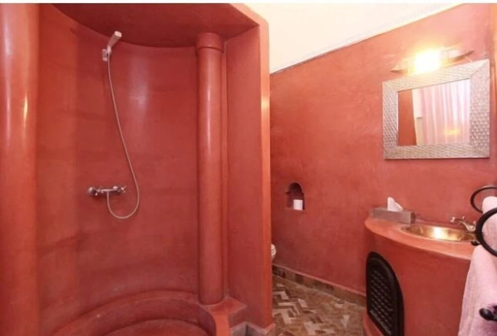 Standard Double room with balcony (full double bed)
