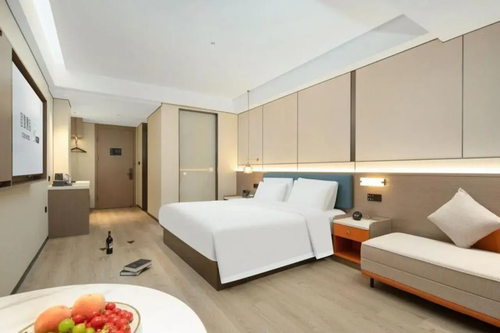 ECHIC Hotel (Cultural Plaza Store, Changlong South Village, Panyu, Guangzhou) — фото