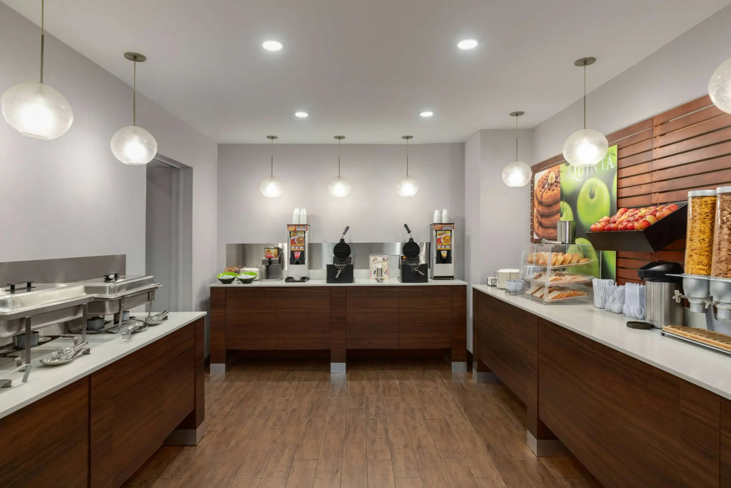La Quinta Inn & Suites by Wyndham Oceanfront Daytona Beach - Général