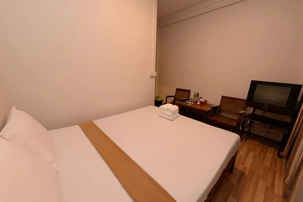 Min Nandar Garden Hotel - Chambres