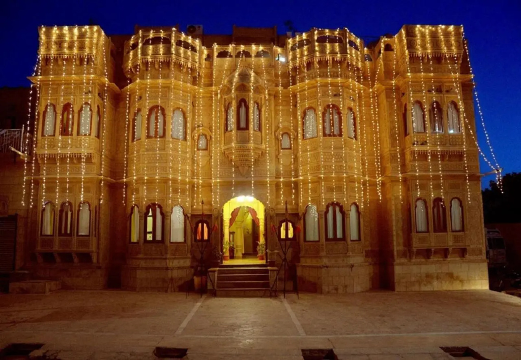 Hotel Lal Garh Fort And Palace
