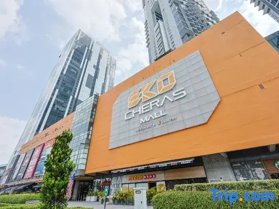 EkoCheras Residence Tower H & J by Favspace