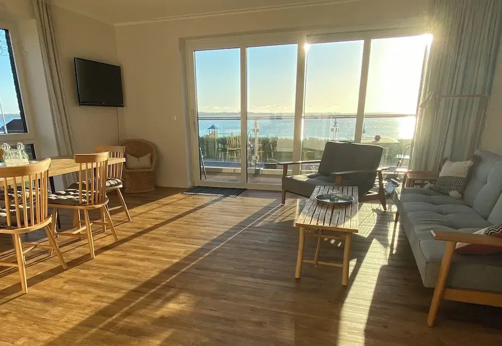 2 Bedrooms Junior Suite with balcony and with ocean view