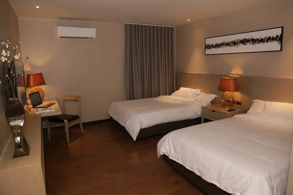 Subic Bay Travelers Hotel & Event Center - Chambres