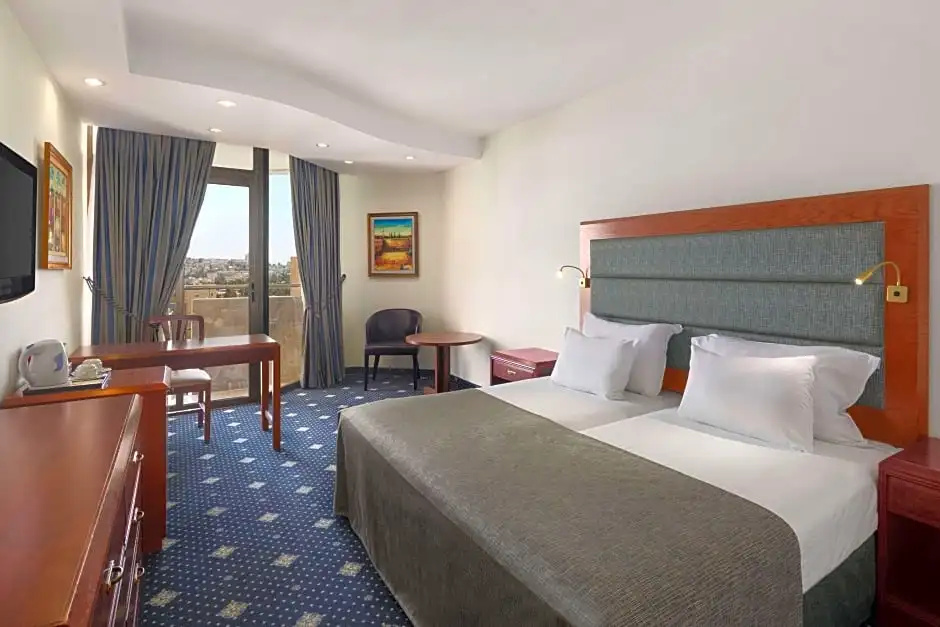 Deluxe Double room (twin beds)