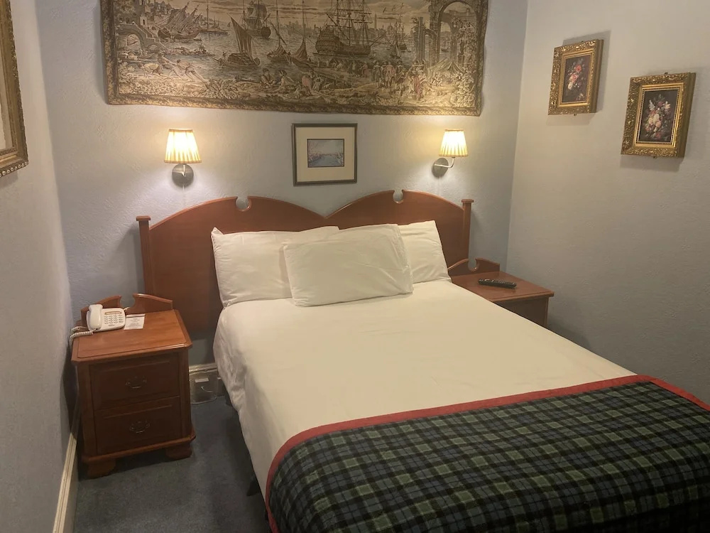 Lovat Arms Hotel - Chambres