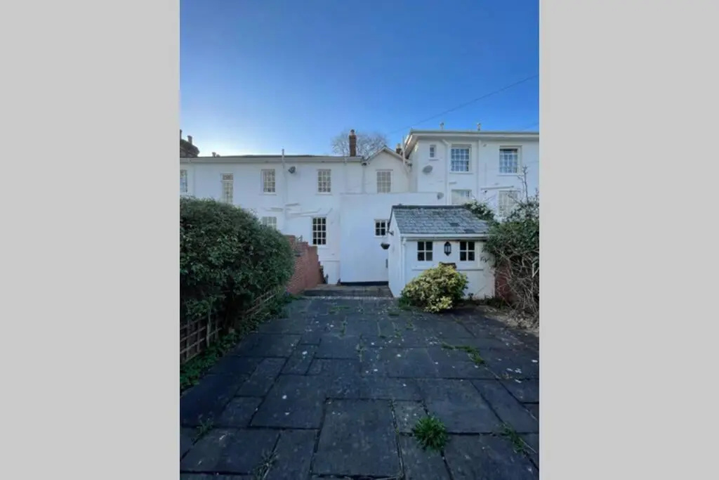 NomiHomes-Otis House-Free Parking x 2-Central -10ppl