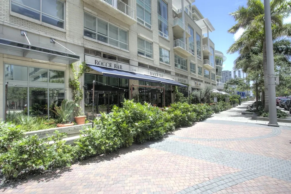 Design District Midtown Apartments by NUOVO