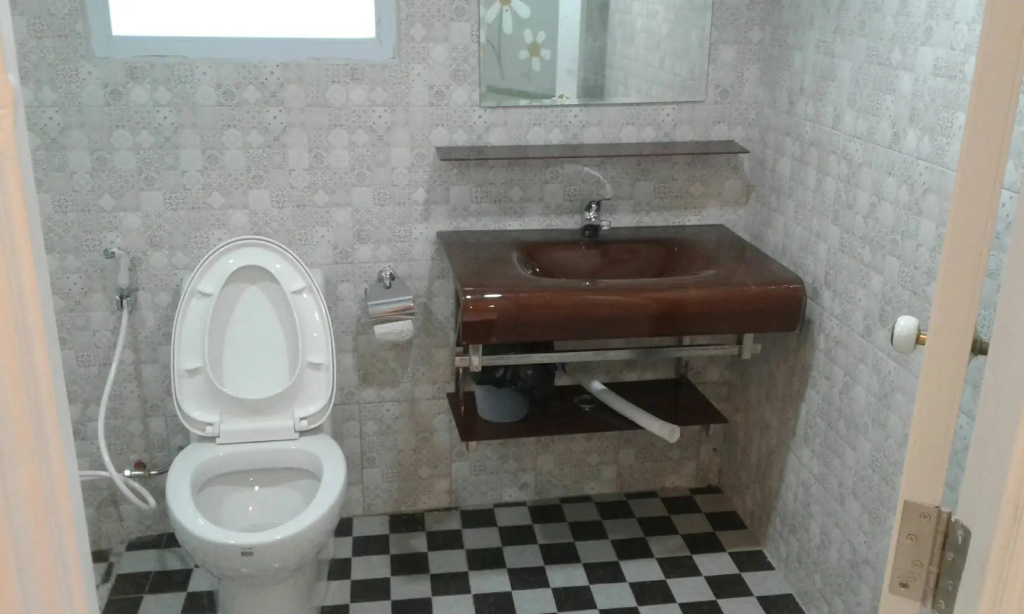 Standard Quadruple Family room
