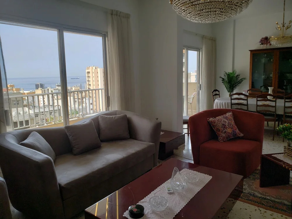 3 Bedrooms Comfort room with balcony