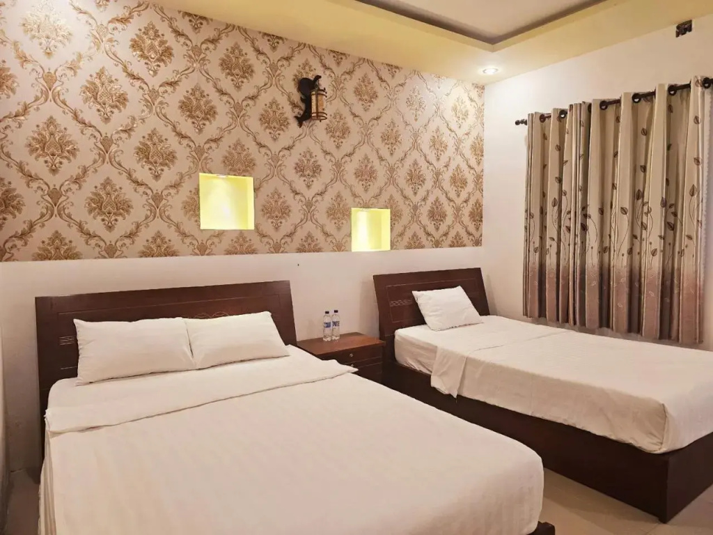 Hotel photo 12