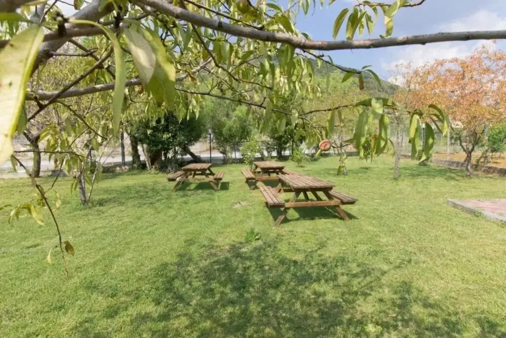 Al Borgo Village