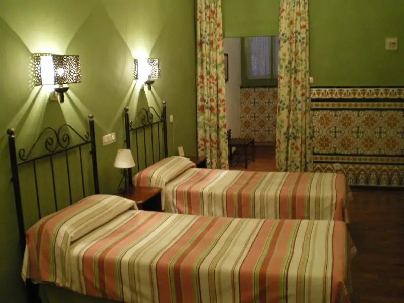 Double room (twin beds)