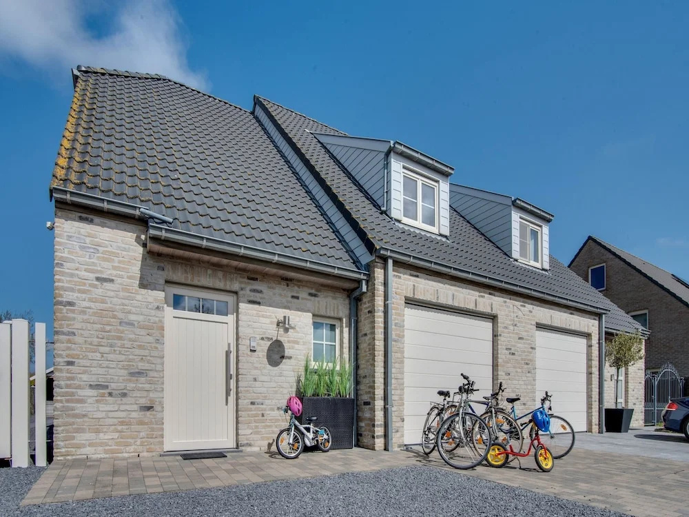 Modern Holiday Home in De Haan with Garden