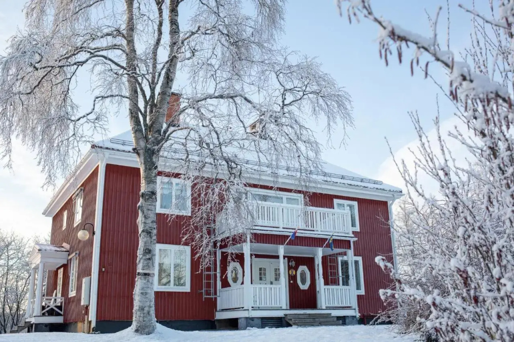 Jokkmokks Vandrarhem Åsgård