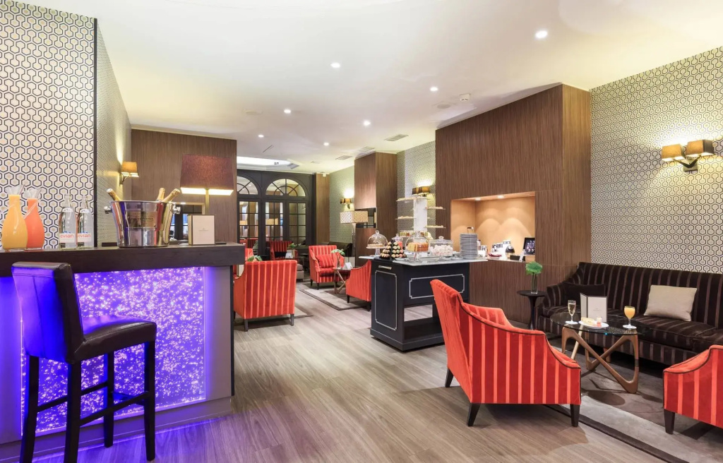 Pley Hotel 19