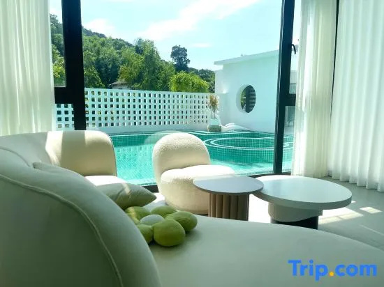 Balcony & Terrace