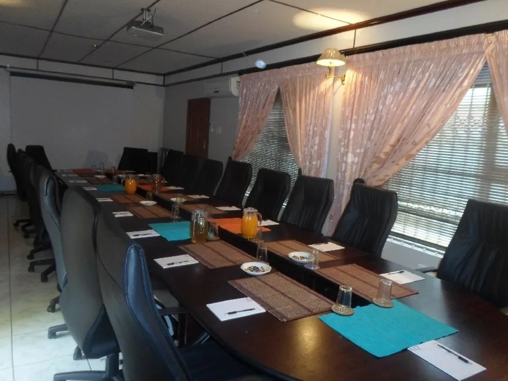 Pelloyd Bed and Breakfast - фото 6