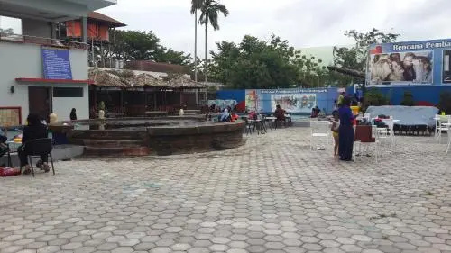 Beach & Waterfront