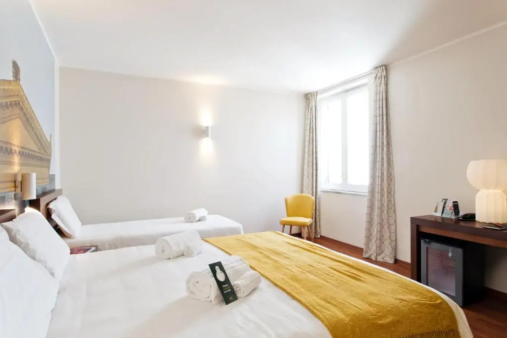 B&B Hotel Palermo Quattro Canti Room Type - Triple Room