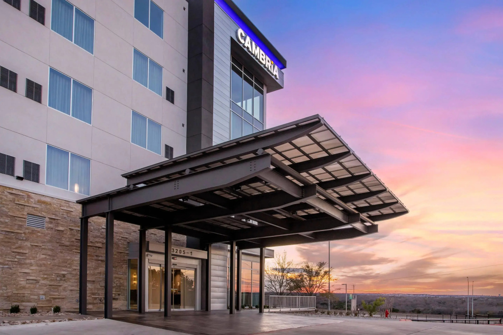 Cambria Hotel Austin Uptown Near The Domain