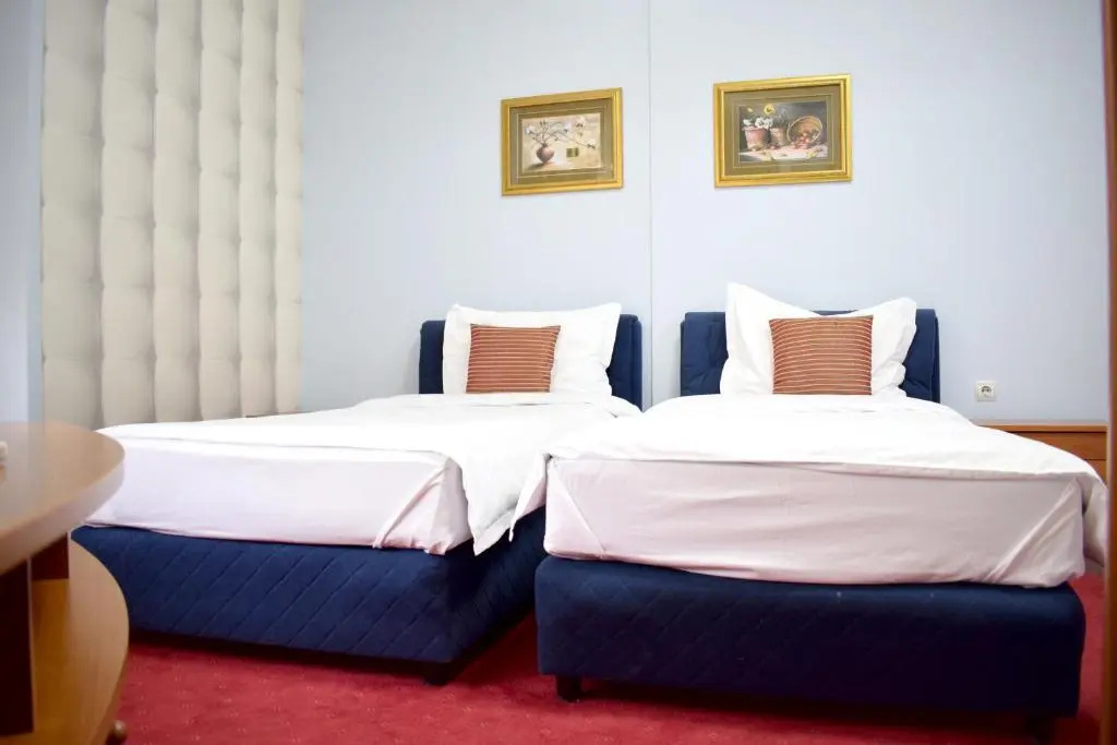 Hotel Aristocrat & Fish Restaurant - Chambres