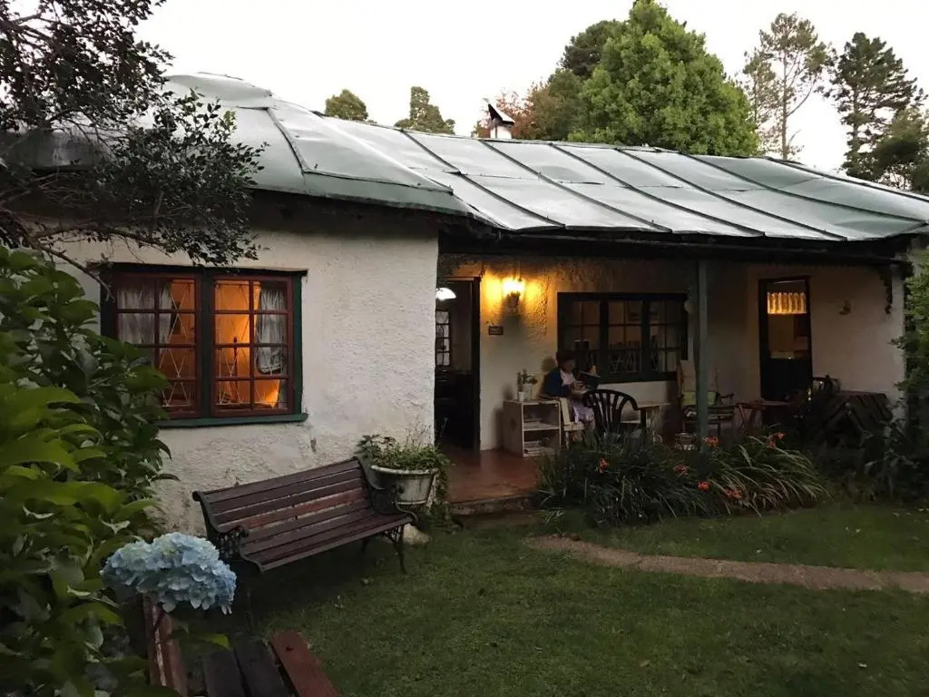 3 Bedrooms Cottage