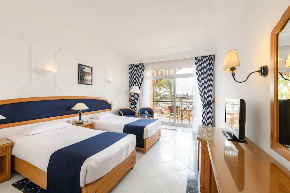 Двухместный клубный номер 2 отдельные кровати в Desert Rose Resort